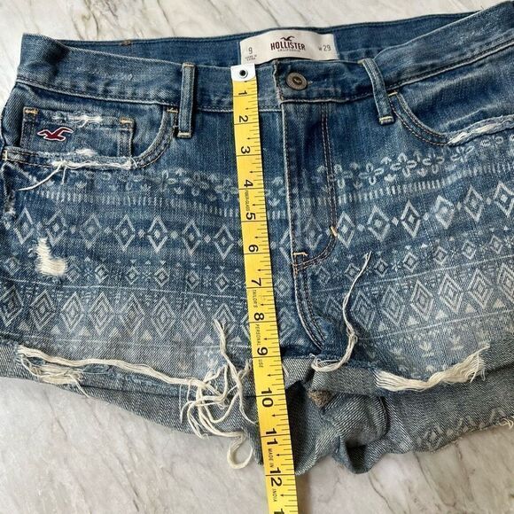 Hollister Cutoff Denim Jean Booty Shorts Frayed Hem Bleached size 9/29 - Picture 6 of 6